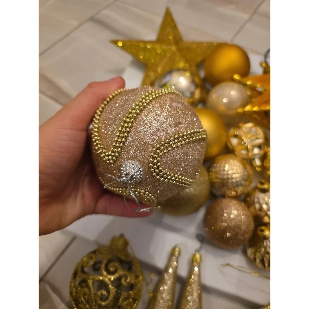 Christmas‎ Gold Silver Matte, Shiny & Glitter Ball Ornament Lot 50